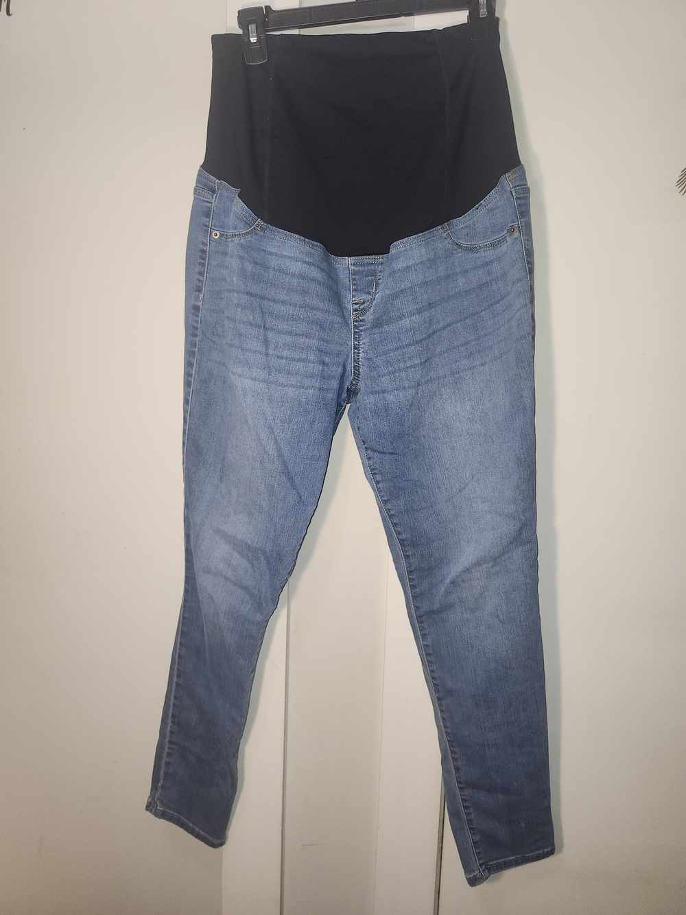 Isabel Maternity by Ingrid & Isabel Light Blue Denim Jeggings with Black Panel